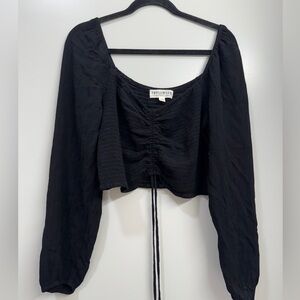 Idyllwind Black Ruched Cropped Blouse